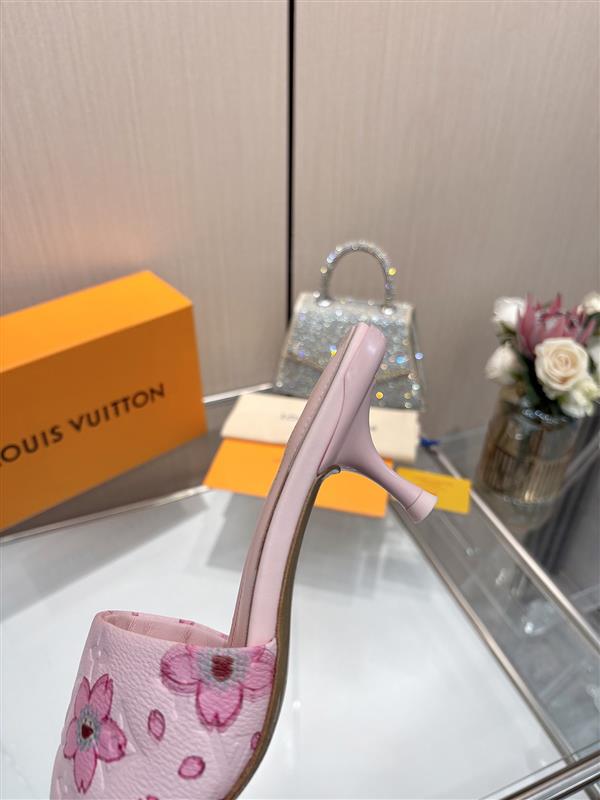 2025112818453524 280